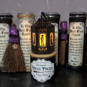 Hocus Pocus Scented Candle with Detachable Sanderson Sisters Lantern